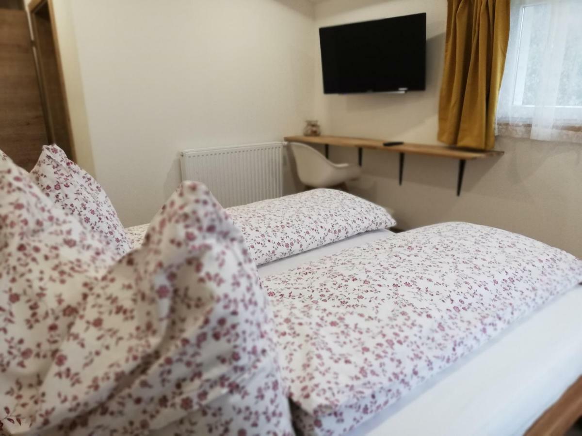 Gästezimmer Klopfer Sankt Johann im Saggautal Exteriör bild